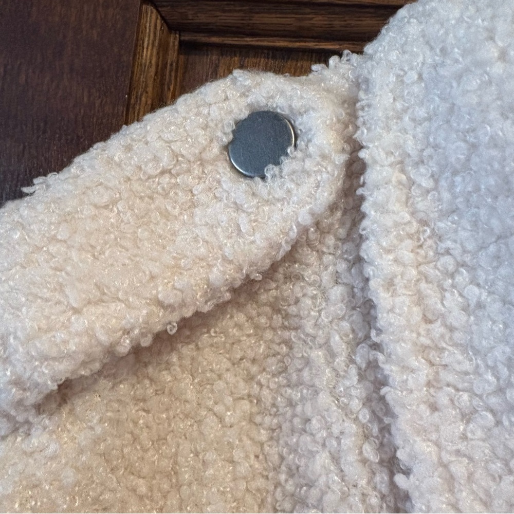 Max Studio $118 Faux Shearling Silver Zip Moto Jacket L EUC Ivory Streetwear - Picture 5 of 10
